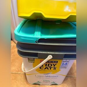 empty plastic bucket with handle and cover white green gray